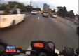 Головокружительная езда на мотоцикле по пробкам Сан-Паулу